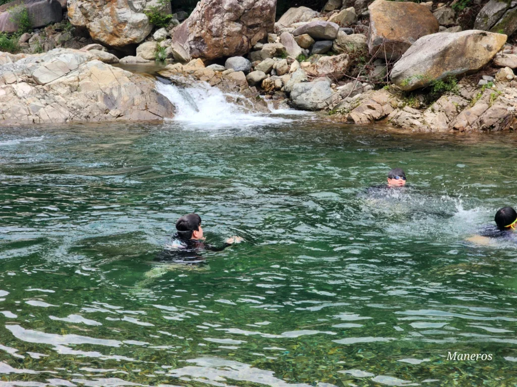 밀양 베네치아 편션 평상 대여 방법은 어떻게 되나요? - 20240713_132909-밀양베네치아-061